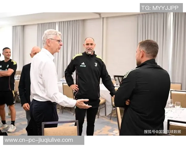 曼联失去世俱杯与欧冠机会休赛期需思考盈利新策略